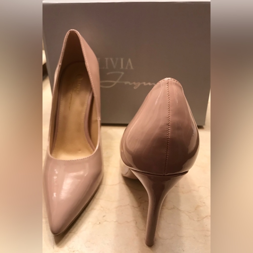 Never Worn Nude Gloss High Heels